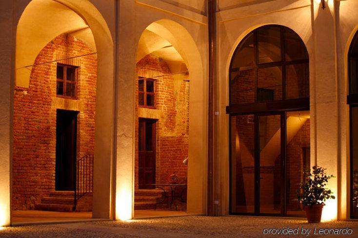 Relais Palazzo Paleologi Sec.Xiv Hotel Lu (Piedmont) Buitenkant foto